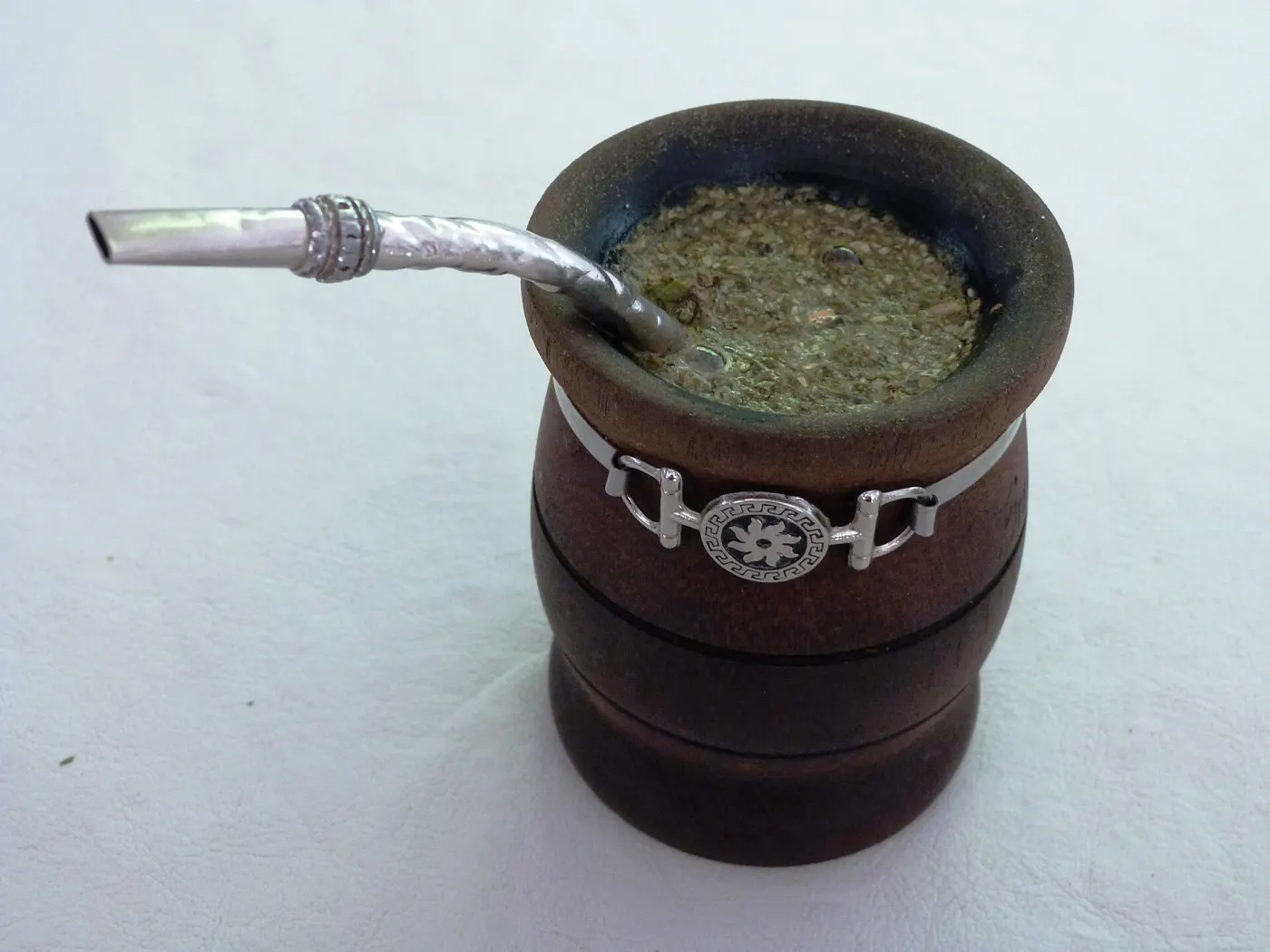 Mate de madera con virola