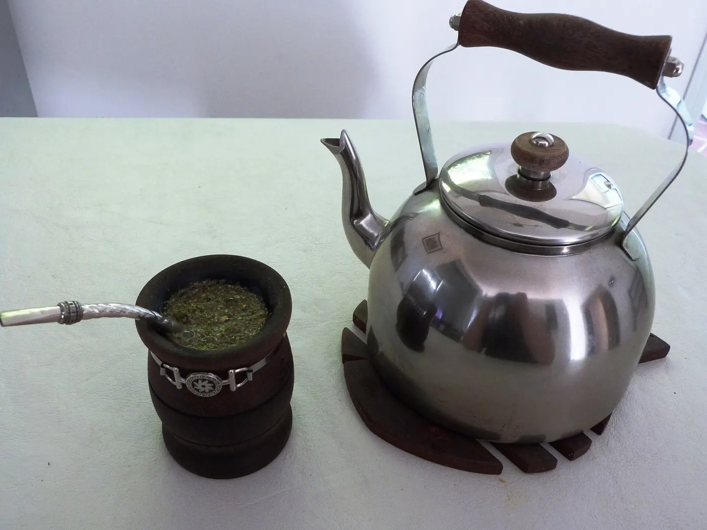 Mate de madera con virola